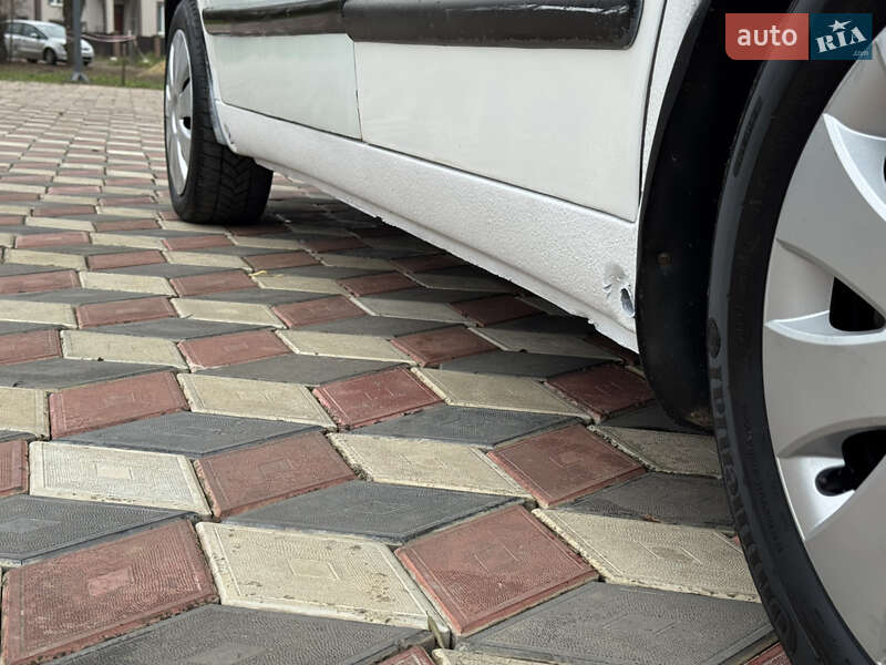 Минивэн Mercedes-Benz Vito 2003 в Черновцах