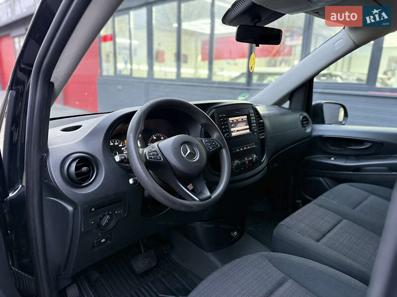 Минивэн Mercedes-Benz Vito 2016 в Черновцах