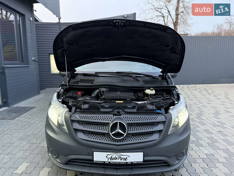 Минивэн Mercedes-Benz Vito 2016 в Черновцах