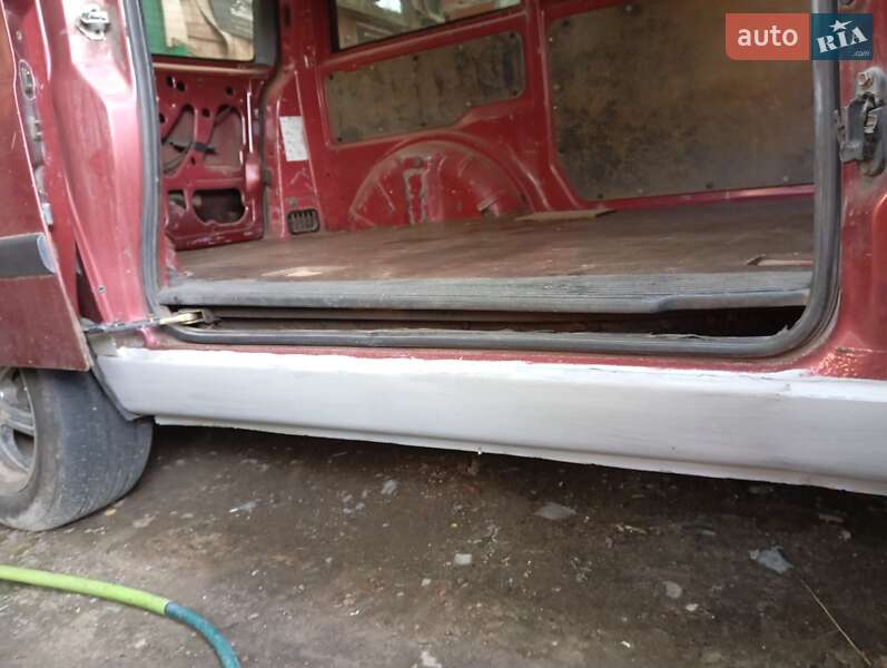 Грузовой фургон Mercedes-Benz Vito 1998 в Сумах