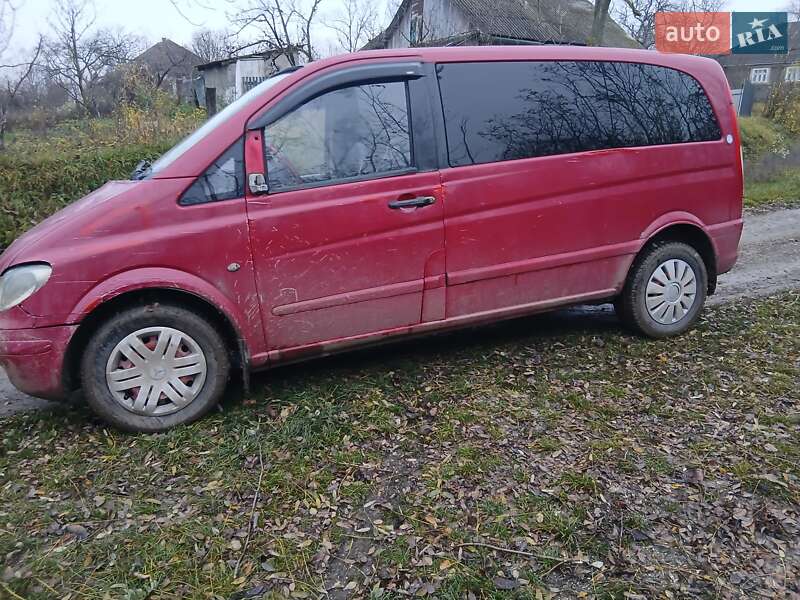 Минивэн Mercedes-Benz Vito 2004 в Хотине