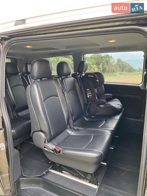 Минивэн Mercedes-Benz Vito 2012 в Сваляве