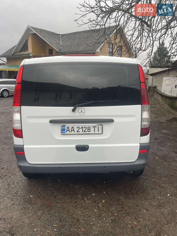 Микроавтобус грузовой (до 3,5т) Mercedes-Benz Vito 2013 в Виноградове