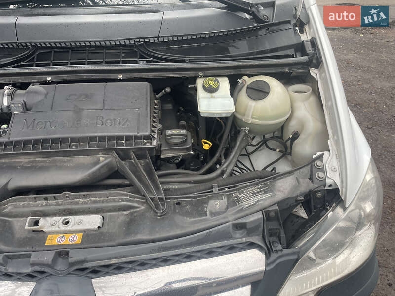 Микроавтобус грузовой (до 3,5т) Mercedes-Benz Vito 2013 в Виноградове