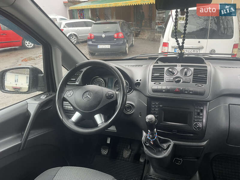 Микроавтобус грузовой (до 3,5т) Mercedes-Benz Vito 2013 в Виноградове