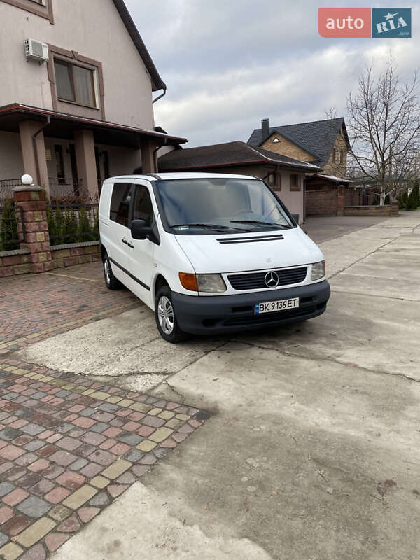 Минивэн Mercedes-Benz Vito 2001 в Вараше