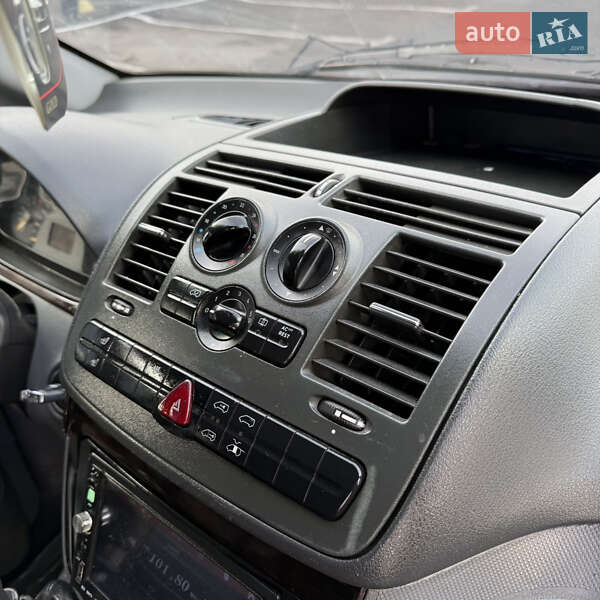 Минивэн Mercedes-Benz Vito 2004 в Одессе