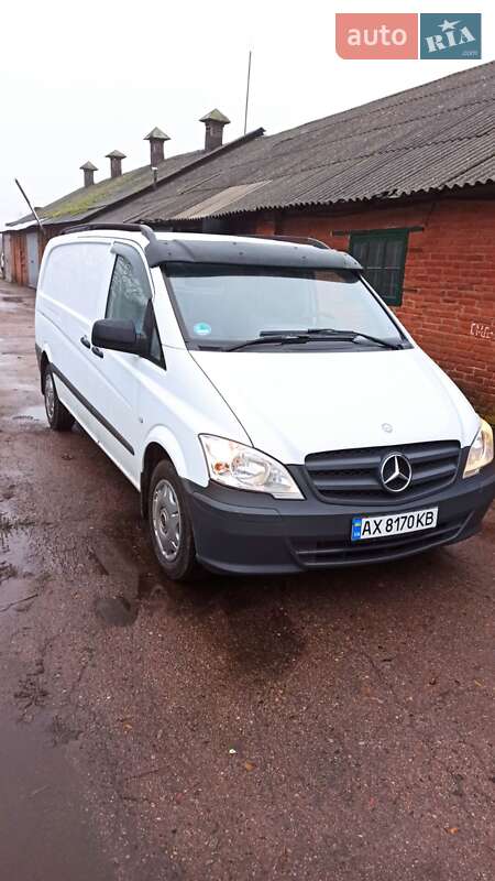 Грузовой фургон Mercedes-Benz Vito 2012 в Лубнах