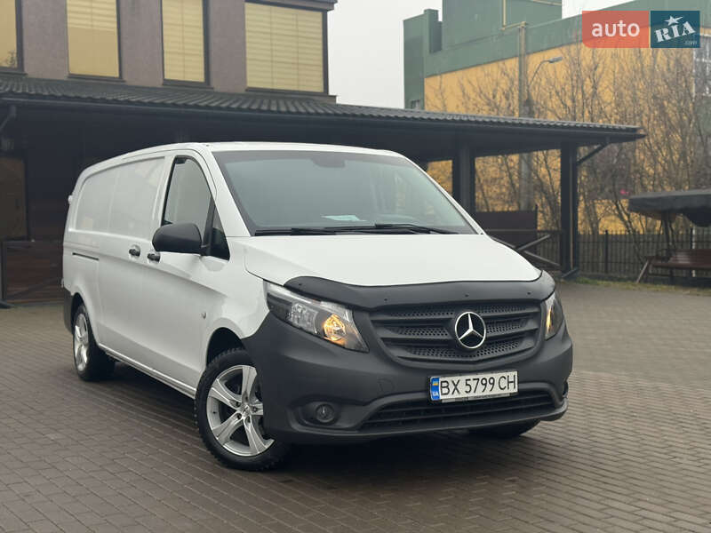 Грузовой фургон Mercedes-Benz Vito 2017 в Ровно
