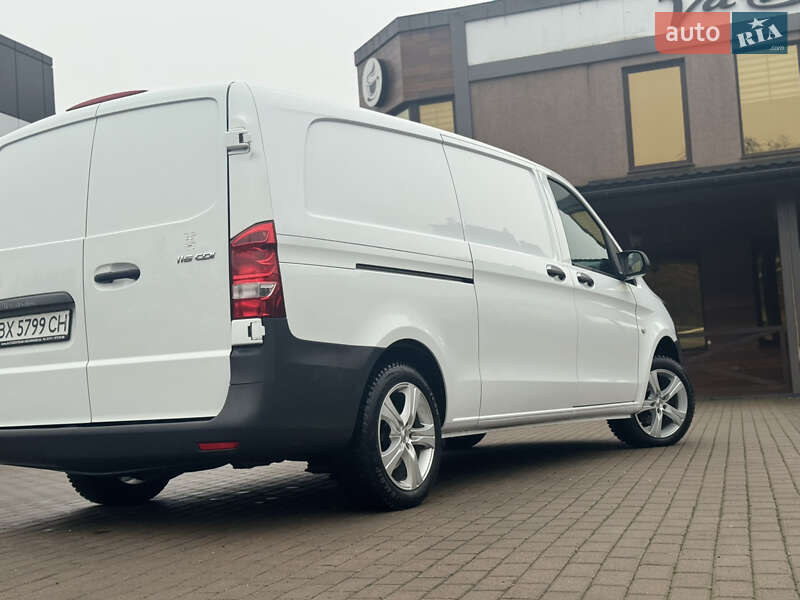 Грузовой фургон Mercedes-Benz Vito 2017 в Ровно