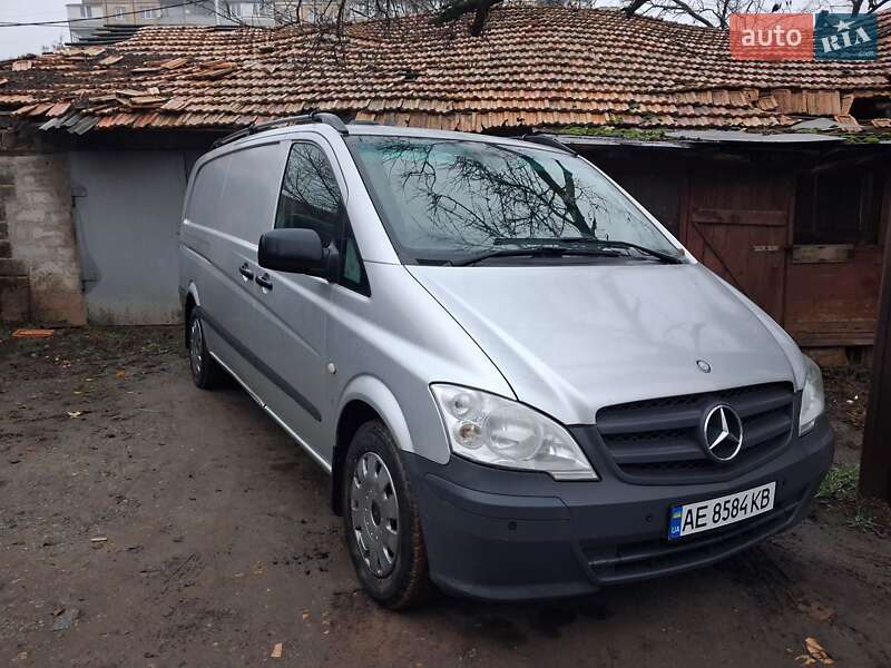 Грузопассажирский фургон Mercedes-Benz Vito 2011 в Кривом Роге фото 3 Грузопассажирский фургон Mercedes-Benz Vito 2011 в Кривом Роге