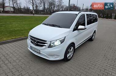 Вантажопасажирський фургон Mercedes-Benz Vito 2016 в Житомирі