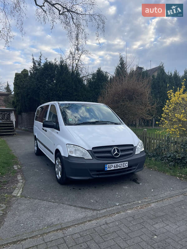 Mercedes-Benz Vito 2011