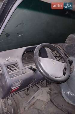 Грузовой фургон Mercedes-Benz Vito 2000 в Новомосковске