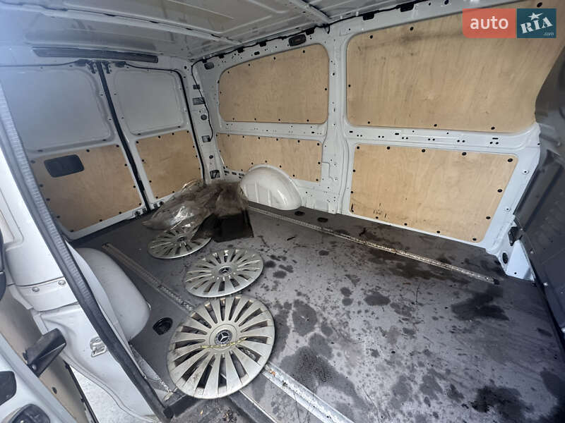 Грузовой фургон Mercedes-Benz Vito 2024 в Ужгороде