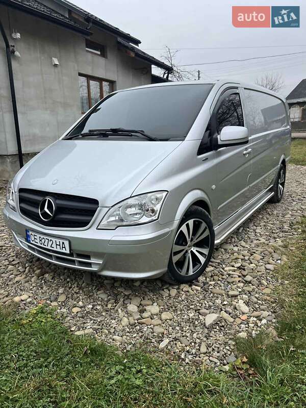 Mercedes-Benz Vito 2012