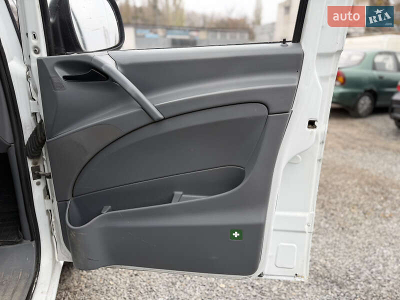 Мінівен Mercedes-Benz Vito 2004 в Рівному фото 59 Мінівен Mercedes-Benz Vito 2004 в Рівному