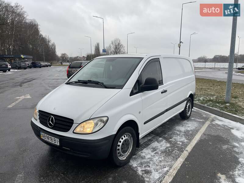 Микроавтобус грузовой (до 3,5т) Mercedes-Benz Vito 2006 в Виннице
