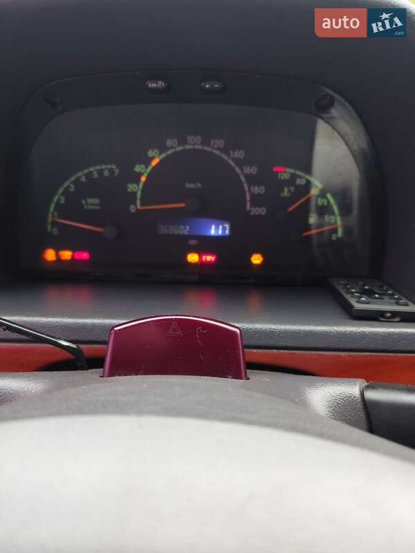 Минивэн Mercedes-Benz Vito 2002 в Ровно