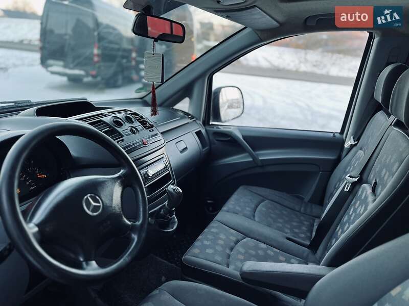 Мінівен Mercedes-Benz Vito 2005 в Чернівцях