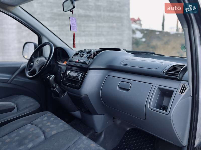 Мінівен Mercedes-Benz Vito 2005 в Чернівцях