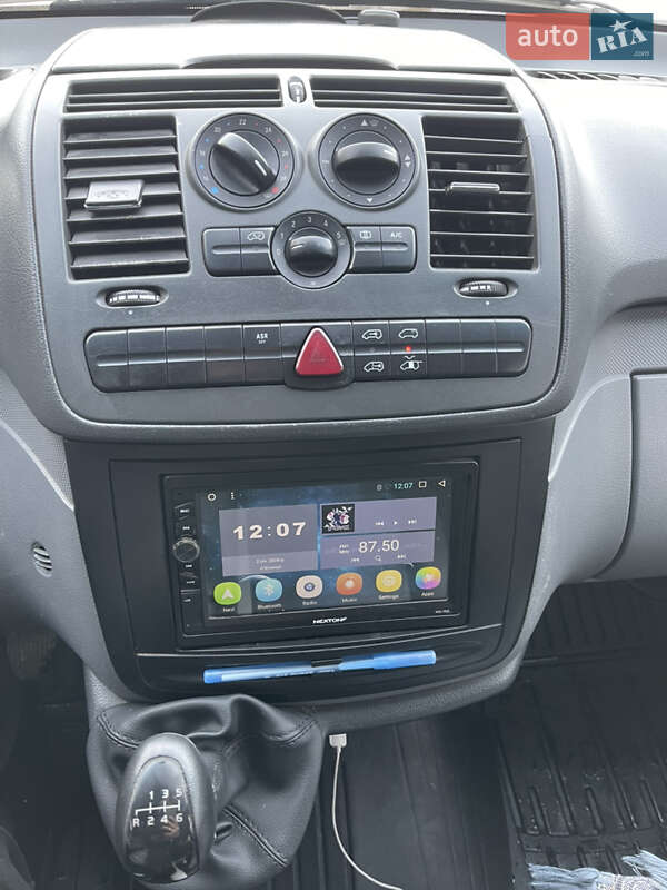 Минивэн Mercedes-Benz Vito 2008 в Черновцах