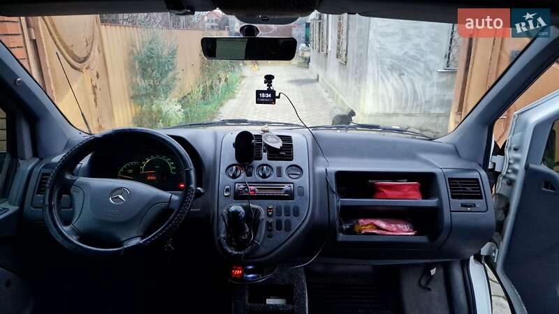 Минивэн Mercedes-Benz Vito 2002 в Никополе
