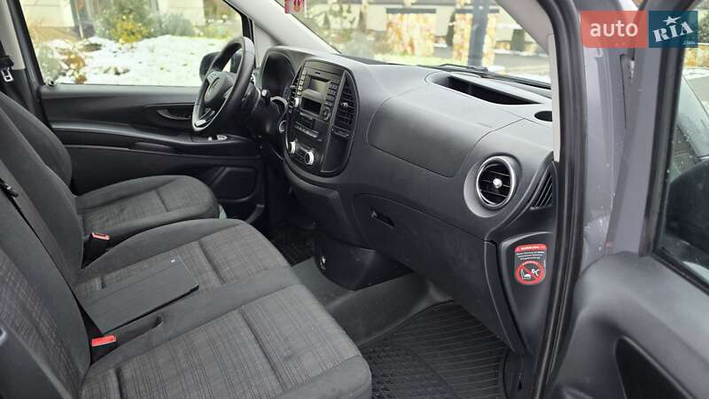 Минивэн Mercedes-Benz Vito 2015 в Мукачево