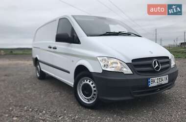 Вантажний фургон Mercedes-Benz Vito 2013 в Рівному