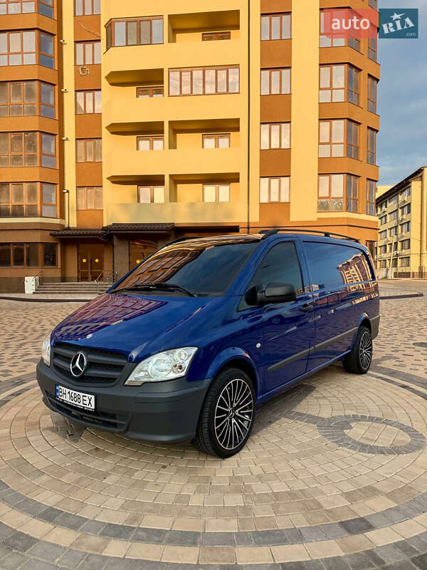 Mercedes-Benz Vito 2011