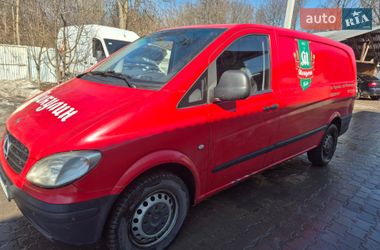 Грузовой фургон Mercedes-Benz Vito 2006 в Черновцах