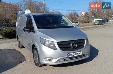 Грузовой фургон Mercedes-Benz Vito 2015 в Кропивницком