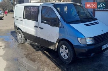 Вантажопасажирський фургон Mercedes-Benz Vito 2001 в Броварах