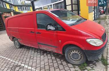 Вантажний фургон Mercedes-Benz Vito 2004 в Івано-Франківську