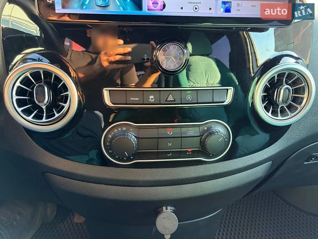 2020 Mercedes-Benz Vito - мініатюра 20