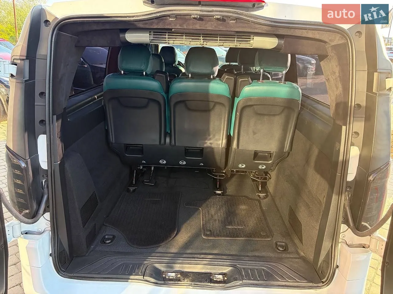 2020 Mercedes-Benz Vito - мініатюра 24