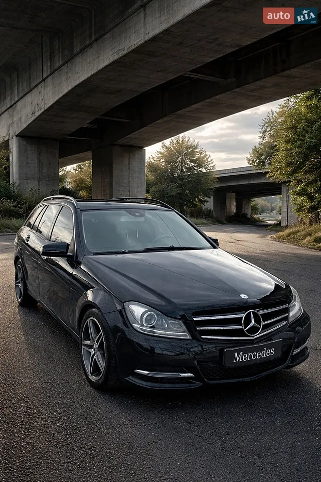 2013 Mercedes-Benz C-klasse - мініатюра 17