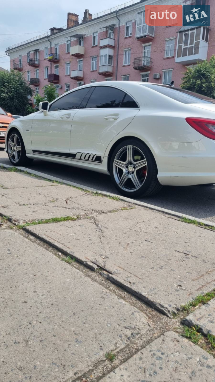 2011 Mercedes-Benz CLS-klasse - мініатюра 32