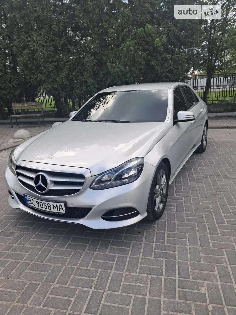 2013 Mercedes-Benz E-klasse - мініатюра 32