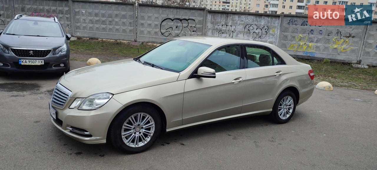 2011 Mercedes-Benz E-klasse - мініатюра 18