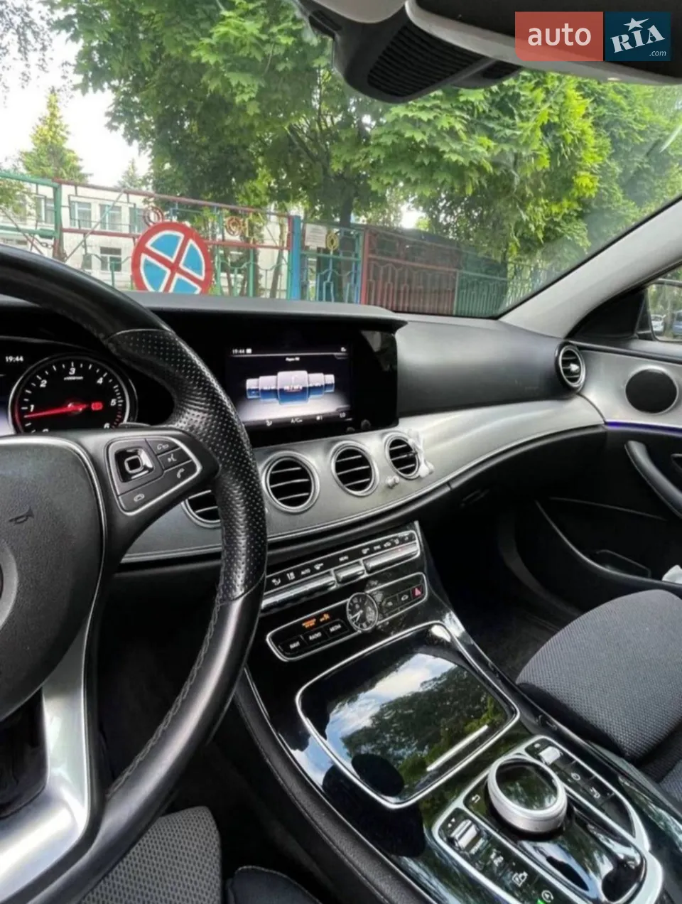 2017 Mercedes-Benz E-klasse - мініатюра 22