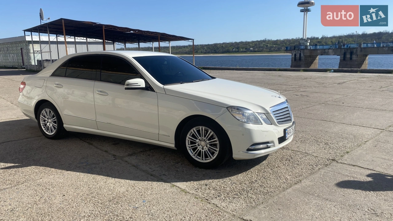 2010 Mercedes-Benz E-klasse - мініатюра 23