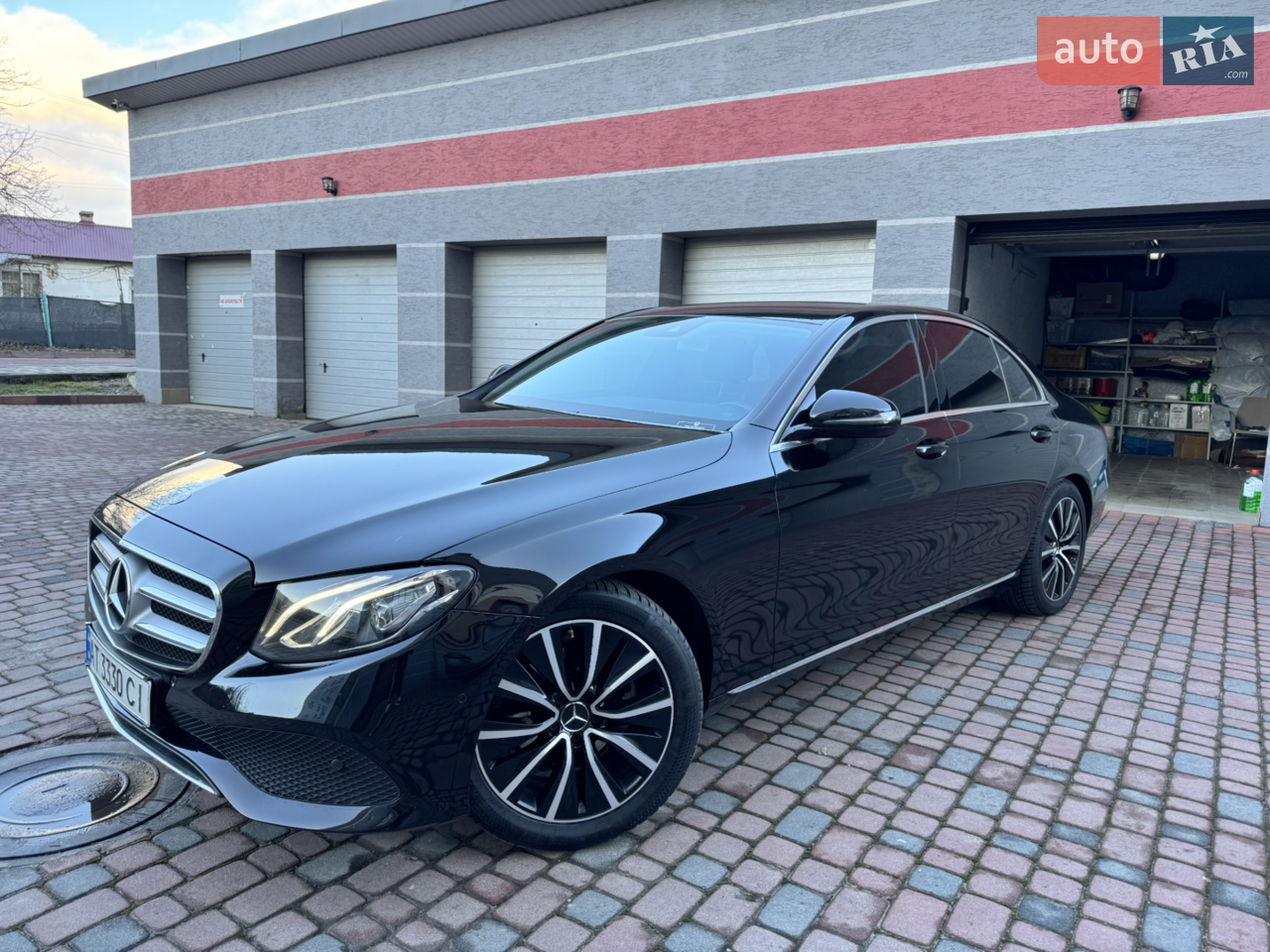 2016 Mercedes-Benz E-klasse - мініатюра 31