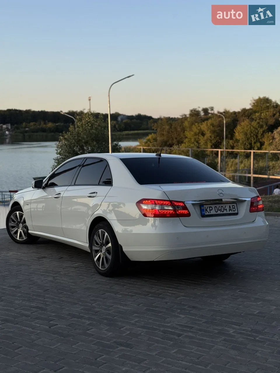 2010 Mercedes-Benz E-klasse - мініатюра 44