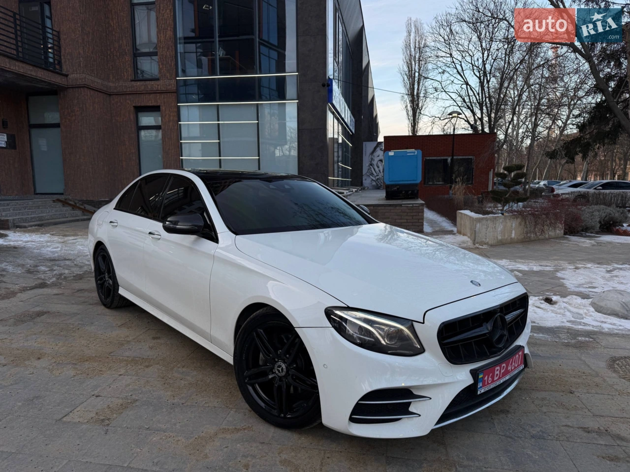 2016 Mercedes-Benz E-klasse - мініатюра 24