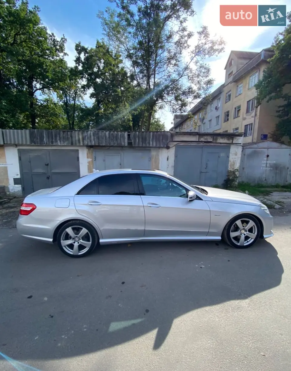 2011 Mercedes-Benz E-klasse - мініатюра 31