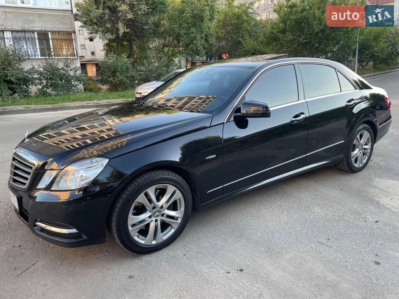 2011 Mercedes-Benz E-klasse - мініатюра 16