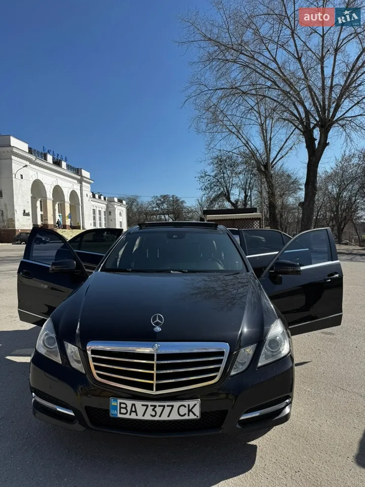 2012 Mercedes-Benz E-klasse - мініатюра 21