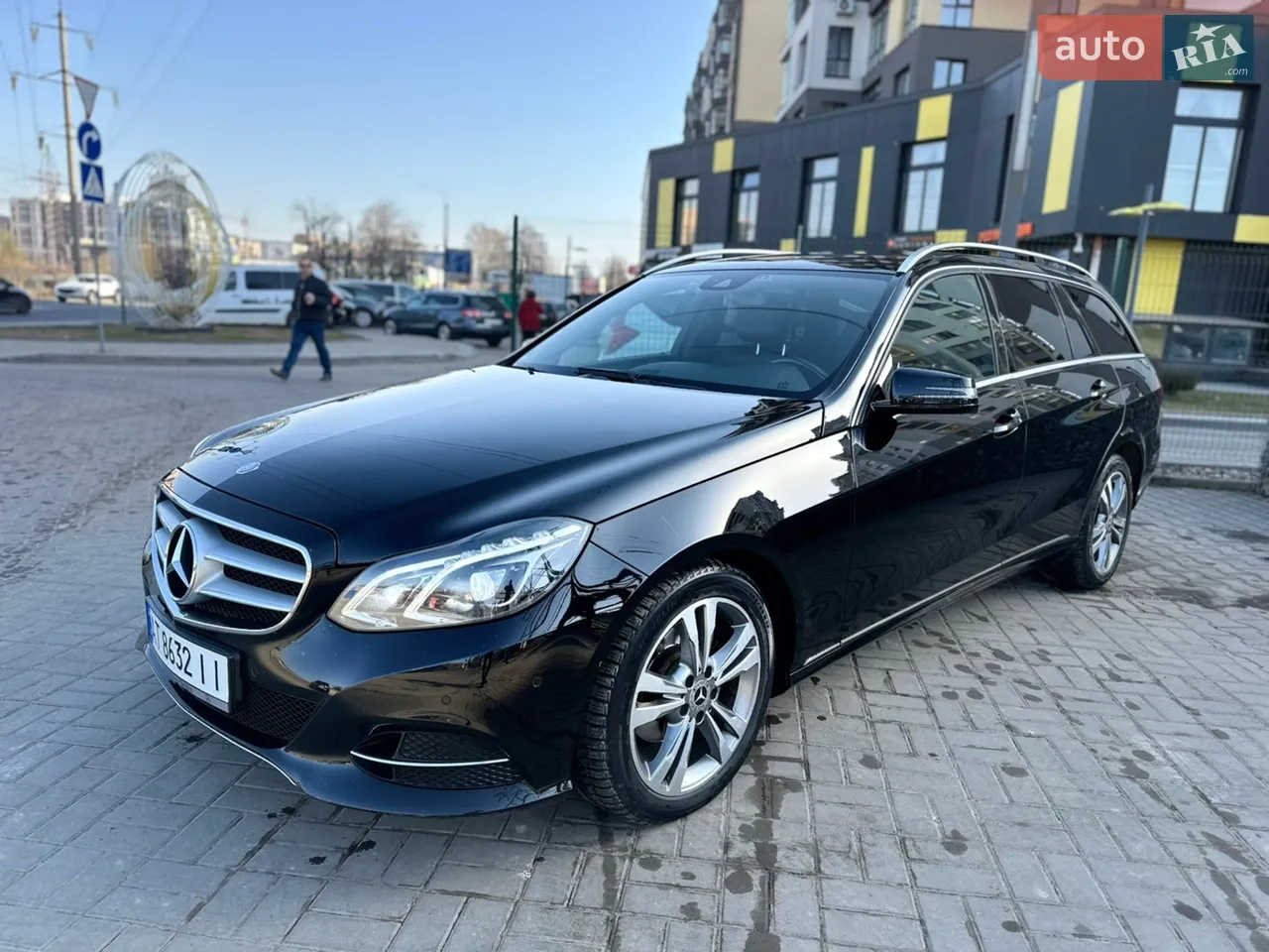 2013 Mercedes-Benz E-klasse - мініатюра 45