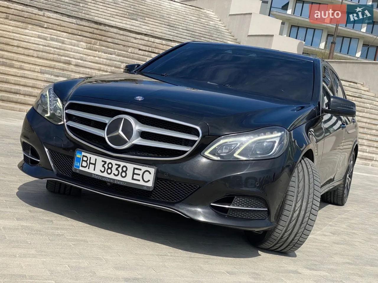 2013 Mercedes-Benz E-klasse - мініатюра 96